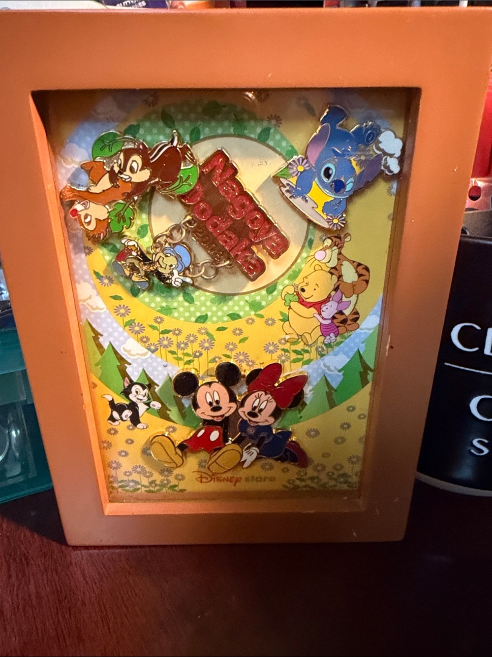 Disney Framed Nagoya Oodaka LE 300 - Pins Minnie, mickey, stitch